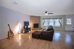 1609 Woodhill Dr, Round Rock, TX 78681 - Photo 8