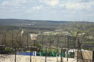 5804 Circulo Dr, Lago Vista, TX 78645 - Photo 1