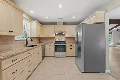2002 Terry Lane, Georgetown, TX 78628 - Photo 10