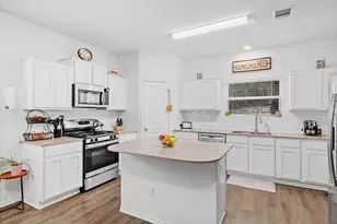 180 Red Buckeye Loop, Liberty Hill, TX 78642 - Photo 8