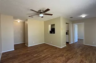 1004 Ridgemont St, Round Rock, TX 78664 - Photo 4