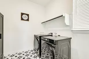 124 Serenity Hills Dr, Georgetown, TX 78628 - Photo 32