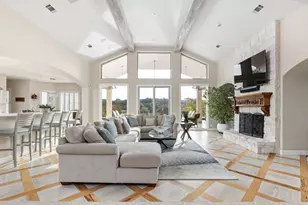 805 Brooks Hollow Rd, Lakeway, TX 78734 - Photo 4