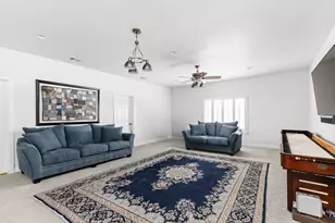 805 Brooks Hollow Rd, Lakeway, TX 78734 - Photo 22