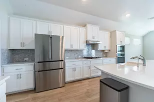 1012 Heartleaf Dr, Leander, TX 78641 - Photo 8