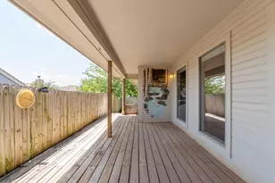 1204 Applewood Dr E, Burnet, TX 78611 - Photo 16