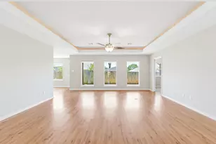 1204 Applewood Dr E, Burnet, TX 78611 - Photo 6