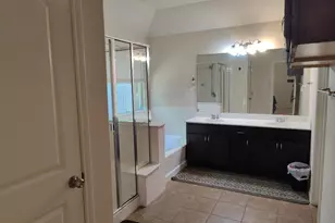 528 S Brook Dr, Leander, TX 78641 - Photo 12