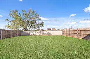 17816 Honey Locust Ln, Elgin, TX 78621 - Photo 30