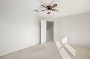 17816 Honey Locust Ln, Elgin, TX 78621 - Photo 24