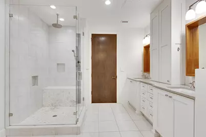 800 W 5th Street #1008, Austin, TX 78703 - Photo 10