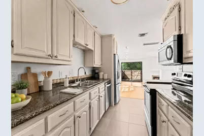 7122 Wood Hollow Drive #71, Austin, TX 78731 - Photo 6
