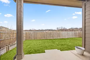 152 Cibolo Creek Dr, Kyle, TX 78640 - Photo 20