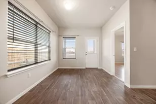 152 Cibolo Creek Dr, Kyle, TX 78640 - Photo 8