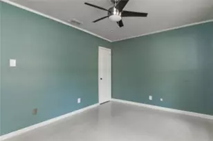 2524 Berkett Dr, Austin, TX 78745 - Photo 14