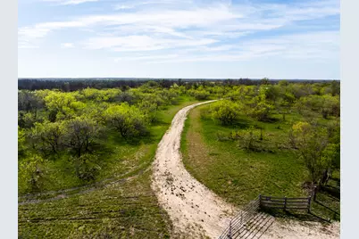 1721 County Road 429, Rockdale, TX 76567 - Photo 8