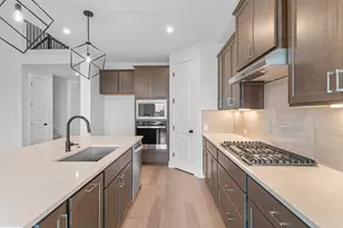 408 Texas Sky Dr, Georgetown, TX 78628 - Photo 14