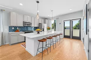 814 N Bluff Dr, Austin, TX 78745 - Photo 8