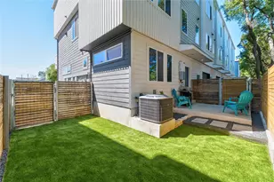 814 N Bluff Dr, Austin, TX 78745 - Photo 20