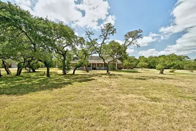 200 Oak Hollow Lane, Buda, TX 78610 - Photo 2