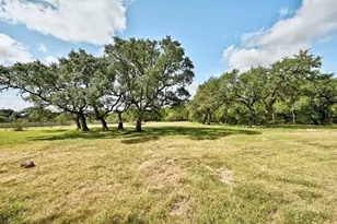 200 Oak Hollow Ln, Buda, TX 78610 - Photo 30