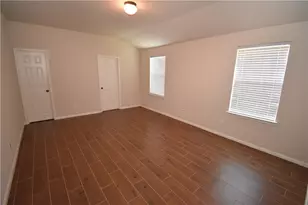 2133 Oltons Bluff Dr, Austin, TX 78754 - Photo 10