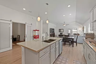 613 Sugar Cane Road, Buda, TX 78610 - Photo 6