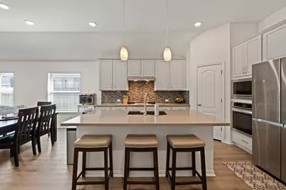 613 Sugar Cane Road, Buda, TX 78610 - Photo 8