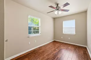 1127 Parr St, Luling, TX 78648 - Photo 12