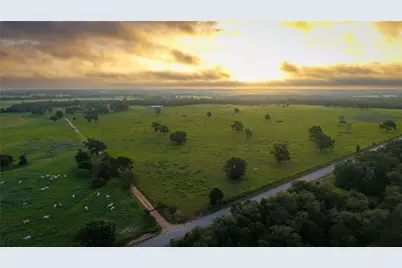 000 Hofferek Road, Rosanky, TX 78953 - Photo 14