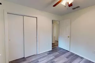 1109 Gardner Cove, Austin, TX 78721 - Photo 8