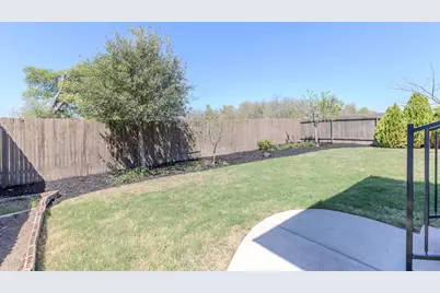 13912 Lyndon B Johnson Street, Manor, TX 78653 - Photo 28