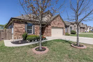 13912 Lyndon B Johnson St, Manor, TX 78653 - Photo 2