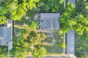 1301 & 1305 S College St, Georgetown, TX 78626 - Photo 38