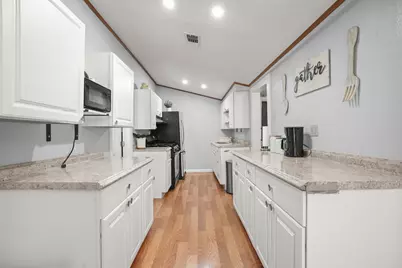1908 Holly Street, Austin, TX 78702 - Photo 10