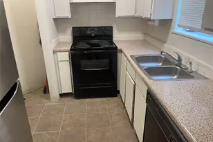 1902 West Loop Loop, Austin, TX 78758 - Photo 14