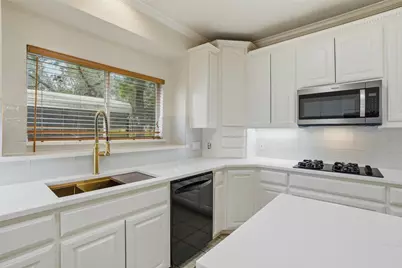 1301 County Road 262, Georgetown, TX 78633 - Photo 16