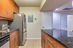 7685 Northcross Dr, Austin, TX 78757 - Photo 10