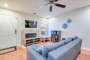 7685 Northcross Dr, Austin, TX 78757 - Photo 6