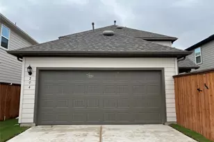 204 Doodle Ln, Hutto, TX 78634 - Photo 26