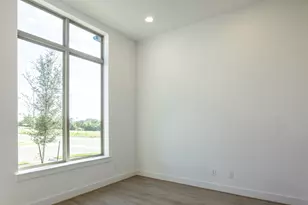 101 Winterberry Wy, Georgetown, TX 78633 - Photo 8