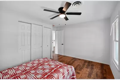 820 W Live Oak Street, Lockhart, TX 78644 - Photo 14