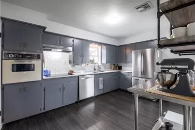 6004 Libyan Drive, Austin, TX 78745 - Photo 12