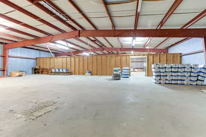 605 Upton Avenue, Schulenburg, TX 78956 - Photo 22
