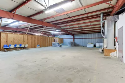 605 Upton Avenue, Schulenburg, TX 78956 - Photo 26