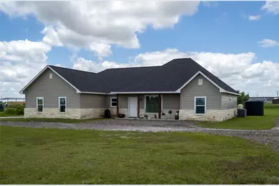 140 Daniel Drive, Bertram, TX 78605 - Photo 2
