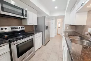 2704 San Pedro St, Austin, TX 78705 - Photo 4