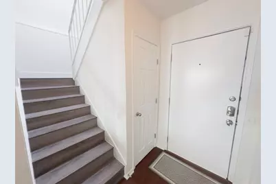 2704 San Pedro Street #16, Austin, TX 78705 - Photo 8