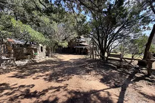 207 Hub Dr, Wimberley, TX 78676 - Photo 14