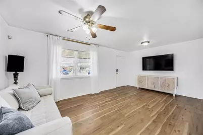 618 Bentwood Drive, Leander, TX 78641 - Photo 2